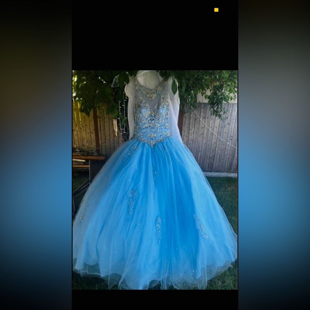 Blue dress